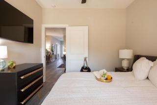 Lovely 4BR King Beds Steps To Beach And Pier H - Myrtle Beach - 6