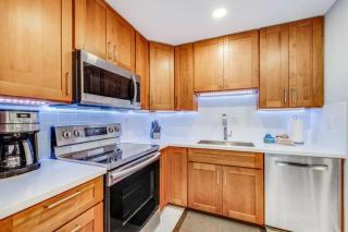 SUGAR BEACH RESORT, #PH27 condo - Kihei - 7