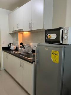 JAZZ Residences - 1 Bedroom with Balcony - Cable, Wifi & Netflix - Manila - 1