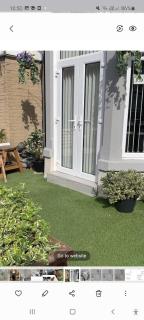 PONDEROSA B&B with free onsite parking and breakfast included - 1