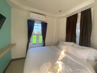 Maze Pool Villa Resort - Kamphaeng Phet - 3