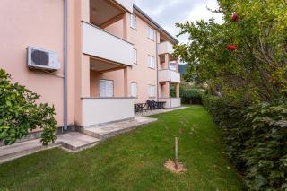Apartments Crnekovic IV - Baška - 2