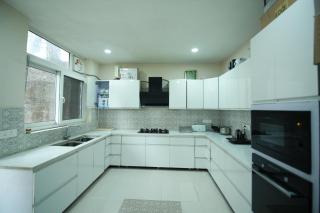 Alpviram Villa, 4 Bhk En-suite villa with elevator - Kasauli - 2