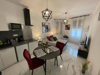 Le Dolce Vita - Centre historique, proche toutes commodités, stationnement aisé, Wifi-Netflix - Niort - 7