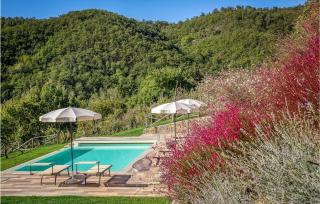 Gorgeous Home In Castiglion Fiorentino - 9
