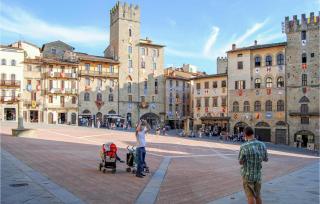 Gorgeous Home In Castiglion Fiorentino - Castiglion Fiorentino - 7