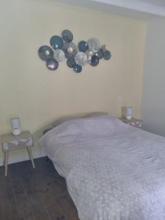 Jolie petite maison dans village fortifié - 2