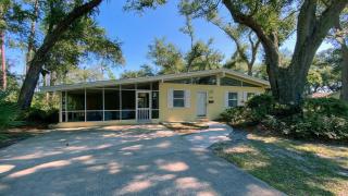 MELLOW YELLOW home - Jekyll Island - 0