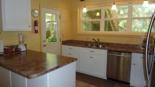 COTTAGE BY THE SEA - Unit A Duplex - Jekyll Island - 3