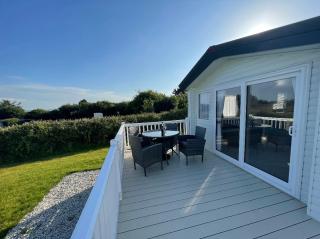 Newperran 102 - 2 Bedroom Country & Valley View Caravan - Cubert - 0