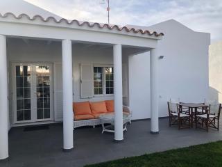 Acogedora casa unifamiliar junto a la playa - Cala'n Bosch - 0
