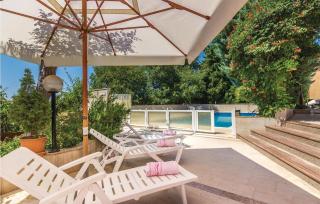 4 Bedroom Awesome Home In Krnica - 5