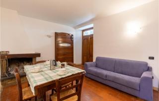 Cozy Apartment In Monte Smtiberina Pg - 8