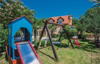 Amazing Home In Zmijavci - Zmijavci - 6