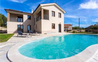 Stunning Home In Kras With Wifi - 2