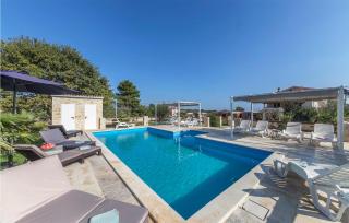 Gorgeous Apartment In Liznjan With Wifi - 6