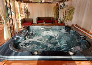 Appartement avec jacuzzi sur une terrasse privée - 0