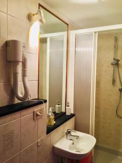 Beatrice Nel centro di Levanto - 1