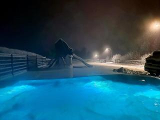 Zacna Chata domek z jacuzzi na wyłączność - Półrzeczki - 1