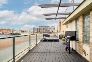 Triplex, Rooftop with Parlament view & Jacuzzi - Budapest - 9