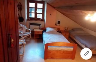 Chambre dans maison a la campagne - Pressins - 1