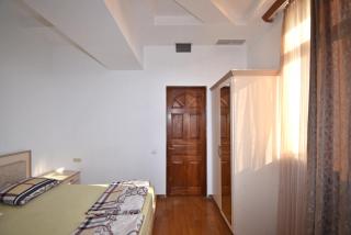 Abovyan Street 16, Apartment No 24 - 4