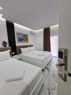 Apartments Margarita - Ksamil - 0