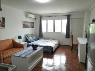 26 condo with pool opposite the train station, near old city and Nimman - Chiang Mai - 9