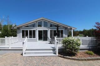 Tranquil Bay Lodge, 3 min walk to sand beach - Lambton Shores - 5