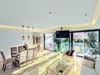 Marbella luxury house with private rooftop Jacuzzi on the Golden Mile - Marbella - 2
