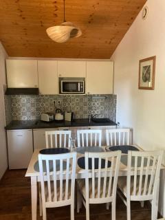 Chalet rénové, environnement très calme, piscines intérieure et extérieure chauffées, Bord du lac de Biscarosse Parentis - Parentis-en-Born - 7