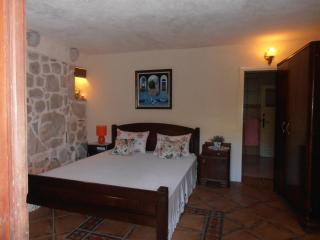Apartments in Rustic House - Risan - 9