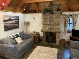 Tigh Phadraig at Marys Thatched Cottages - 4