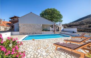 Awesome Home In Lecevica - Lećevica - 9