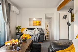 Central Cozy 3 Bedroom Home Free Wifi & Parking Flat Walk - Queenstown - 5