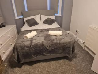 Primrose Stays - 3 bedroom House - Stoke on Trent - 5