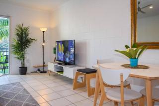 Coolview - Airlie Beach - 5