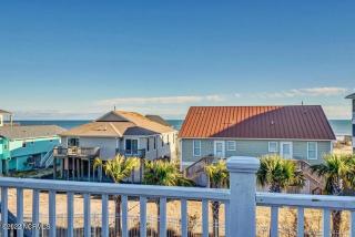 Beautiful 4 bed 3 bath beach cottage with wonderful ocean views - Surf City - 5