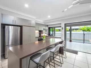 Kewarra Beach King Bed 4BR House, Pool, BBQ, Pets - Kewarra Beach - 1