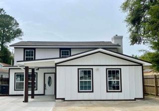 Luxury Modern & Cute- Minutes to The White-Sand Beaches - Fort Walton Beach - 2