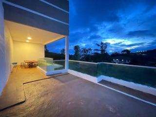 The Misty Penthouse - 9
