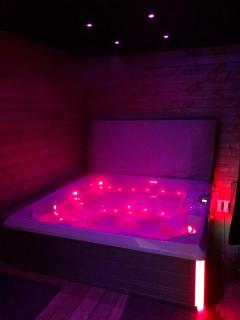 Loft privatisé avec spa XXL et piscine chauffée - 8