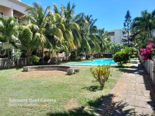 Lovely 4 bed townhouse with common swimming pool - Grand-Baie - 2