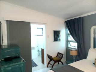 Rock Fig Suite - Villa Roc Guesthouse - Salt Rock - 8