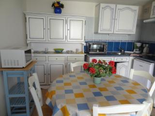 Maisonnette avec piscine à 1800m de la plage, idéale pour familles - La Faute-sur-Mer - FR-1-476-35 - La Faute-sur-Mer - 8