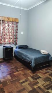 Jooste Road Self-Catering - Newcastle - 4