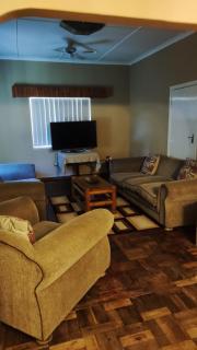 Jooste Road Self-Catering - Newcastle - 5
