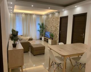 Apartment in the Heart of The Champs Elysées with Balcony - Paris - 0