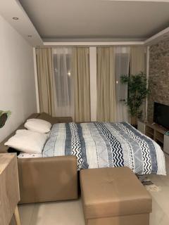 Apartment in the Heart of The Champs Elysées with Balcony - Paris - 4