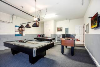 Spacious 6-Bedroom Getaway with Game Room, Private Spa & Sunny Pool Deck in Premier Resort Setting - Davenport - 7